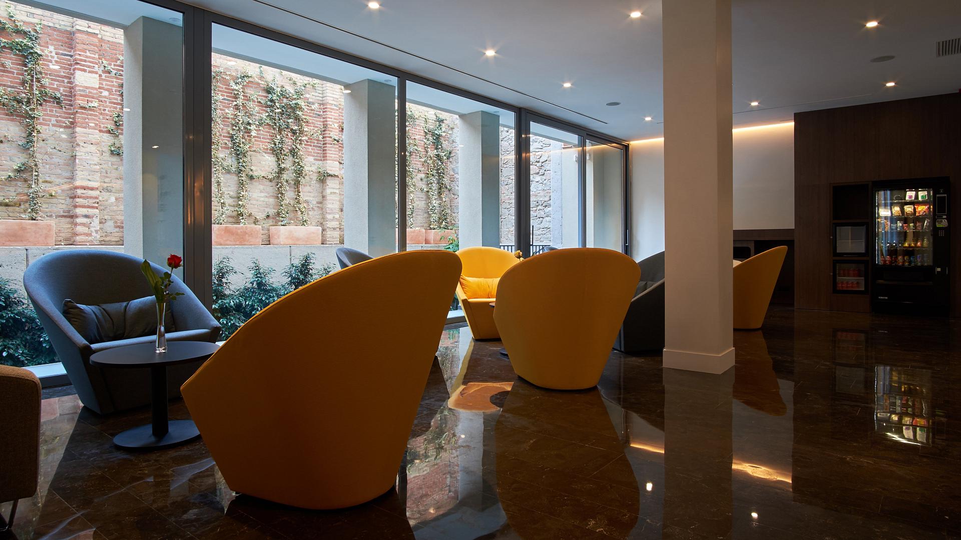 Gestiona tu reserva en el Hotel CHI